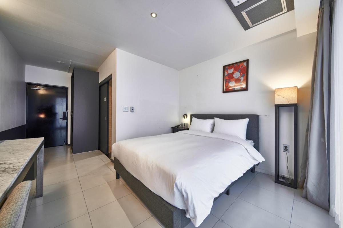 Lareem Boutique Hotel Yerye-dong Экстерьер фото