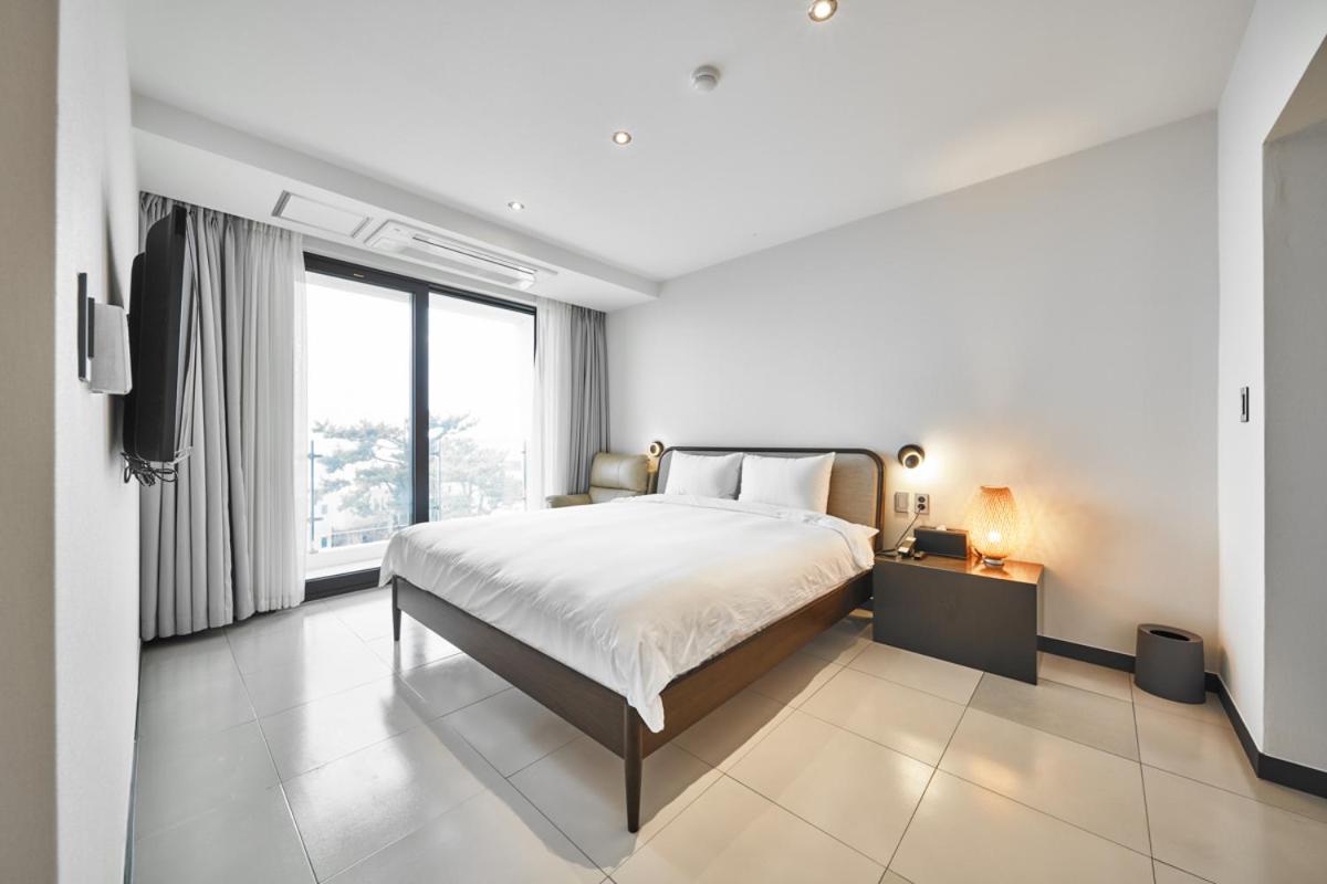 Lareem Boutique Hotel Yerye-dong Экстерьер фото
