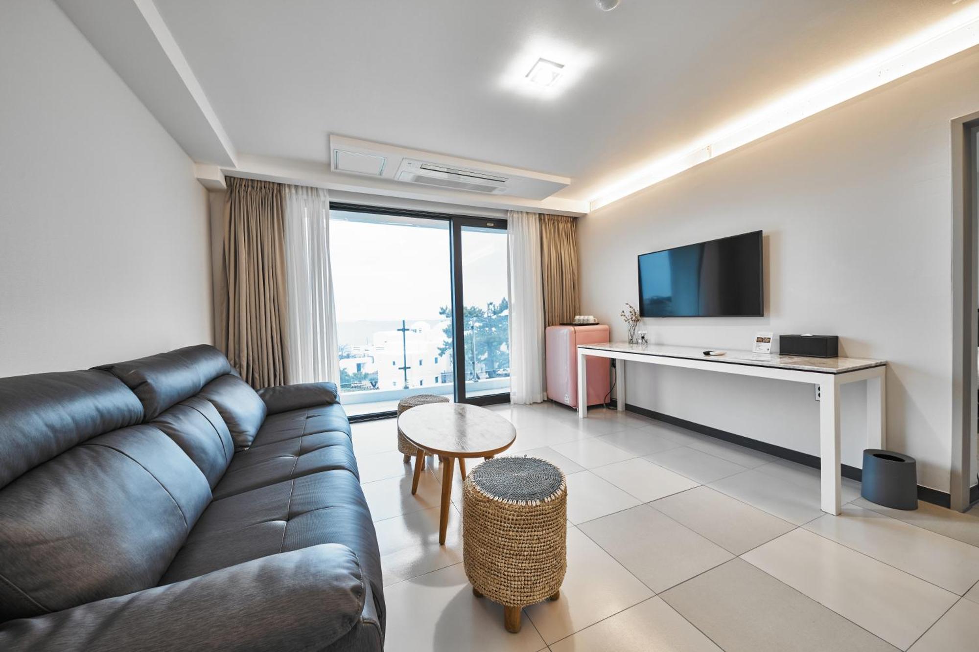 Lareem Boutique Hotel Yerye-dong Экстерьер фото